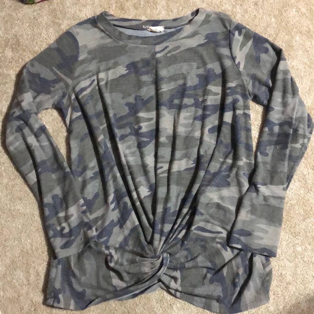 Camo long sleeve - Picture 1 of 1